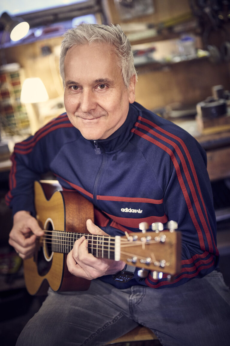 Christian Henke(E-Gitarre/Akustische Gitarre)